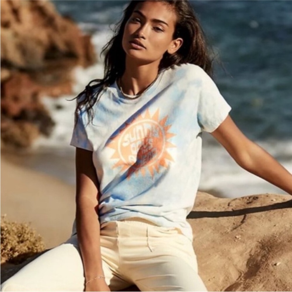 Anthropologie x Junk Food “Sunny Days Ahead” T-Shirt Tie Dye L